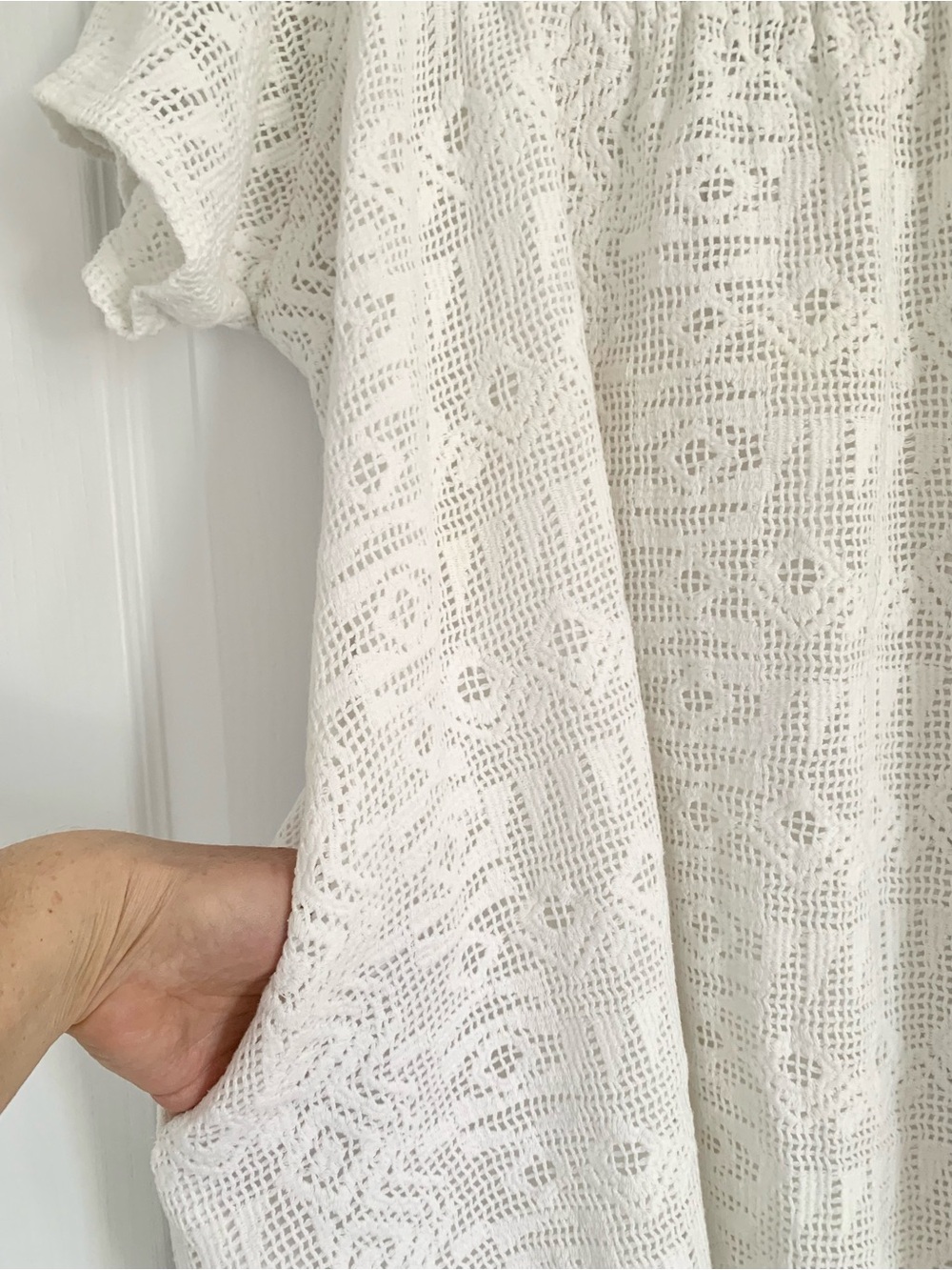 Banana Republic Off-Shoulder White Lace Mini Dress - Picture 5 of 10